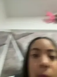 NAUGHTY_LITTLE_18 stripchat stream image