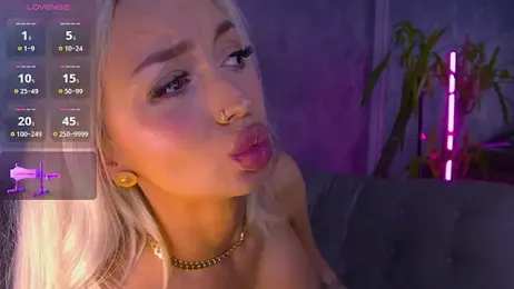 BambiKayyy stripchat stream image