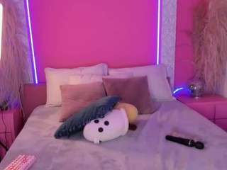 emyliesander camsoda stream image