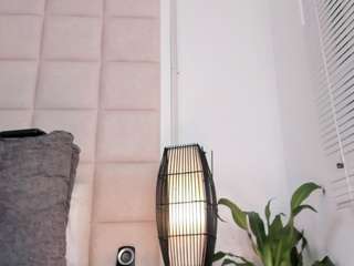 zhuyhong camsoda stream image