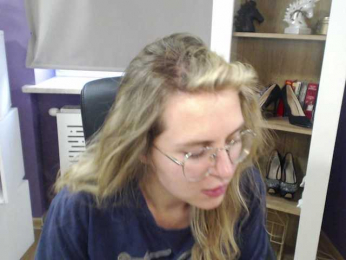 Soft-Zoey bongacams stream image