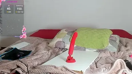 laurasommer stripchat stream image