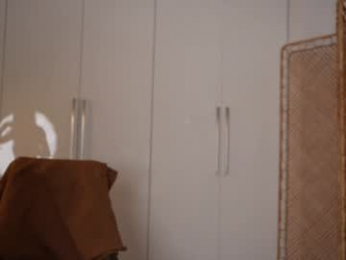 kriss0leoo chaturbate stream image