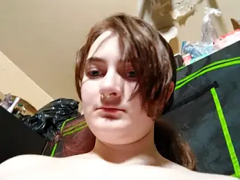 Snowbunnycake_131 stripchat stream image