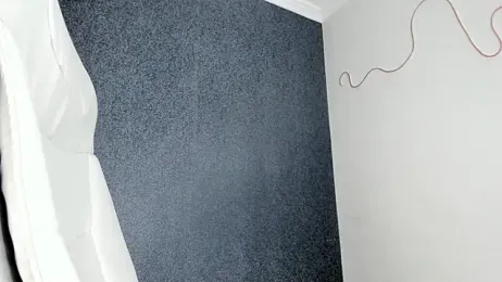 taeni_lara stripchat stream image