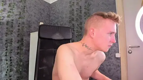 AlexxSweet stripchat stream image