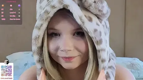 DaisyElmers stripchat stream image