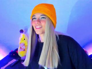 Scarlet Bridge flirt4free stream image