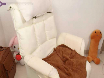 Angela19 bongacams stream image