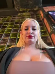 Milkyy_wway stripchat stream image