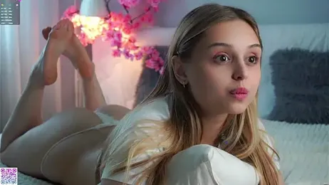 SynneAytes stripchat stream image