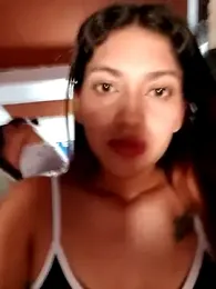 annie-19 stripchat stream image