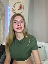 emma05 stripchat stream image