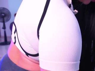 lara-giraldo camsoda stream image