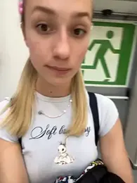 Lia__Love stripchat stream image