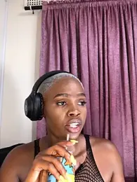 LuciousLips96 stripchat stream image