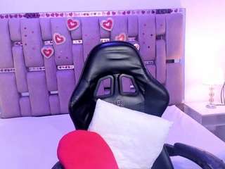 milahall camsoda stream image